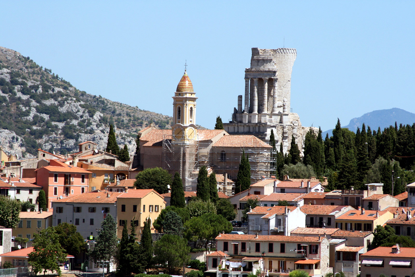 The church of La Turbie and the Tropaeum Alpium